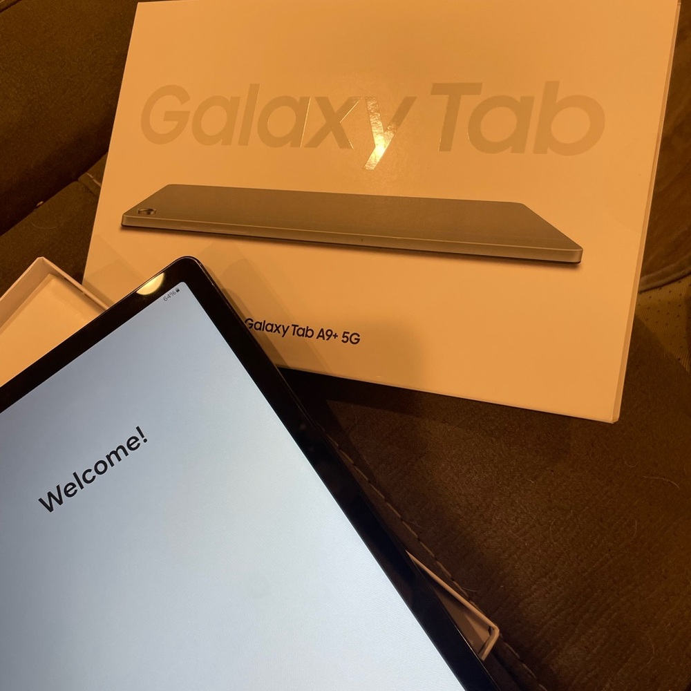 Galaxy Tablet - Picture 4 of 5